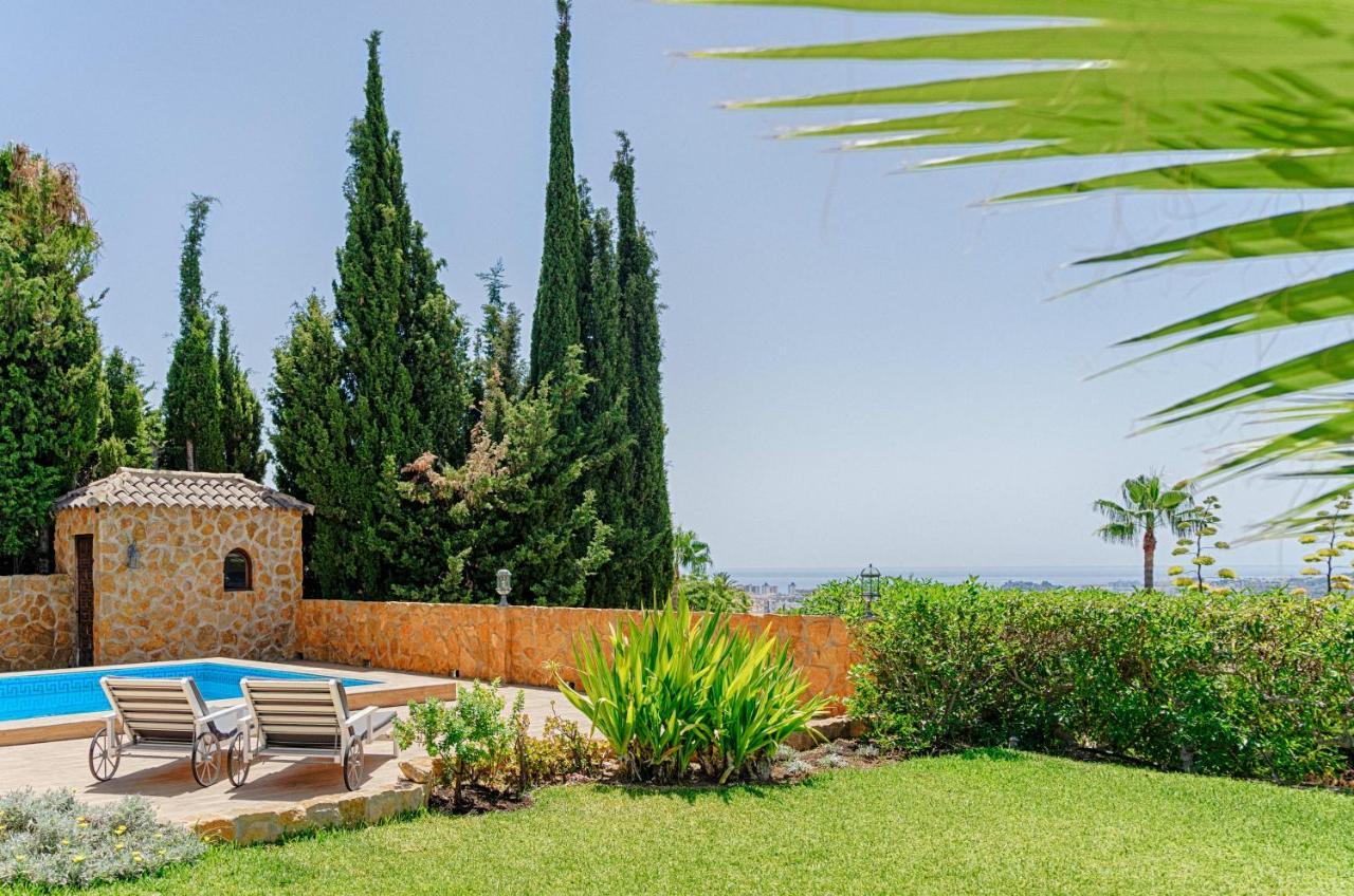 Villa Mimosa Sleeps 8 With Heated Pool Santa Fe de los Boliches エクステリア 写真