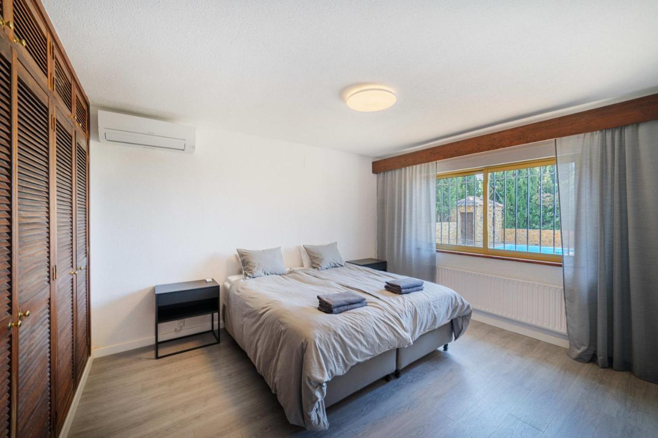 Villa Mimosa Sleeps 8 With Heated Pool Santa Fe de los Boliches エクステリア 写真