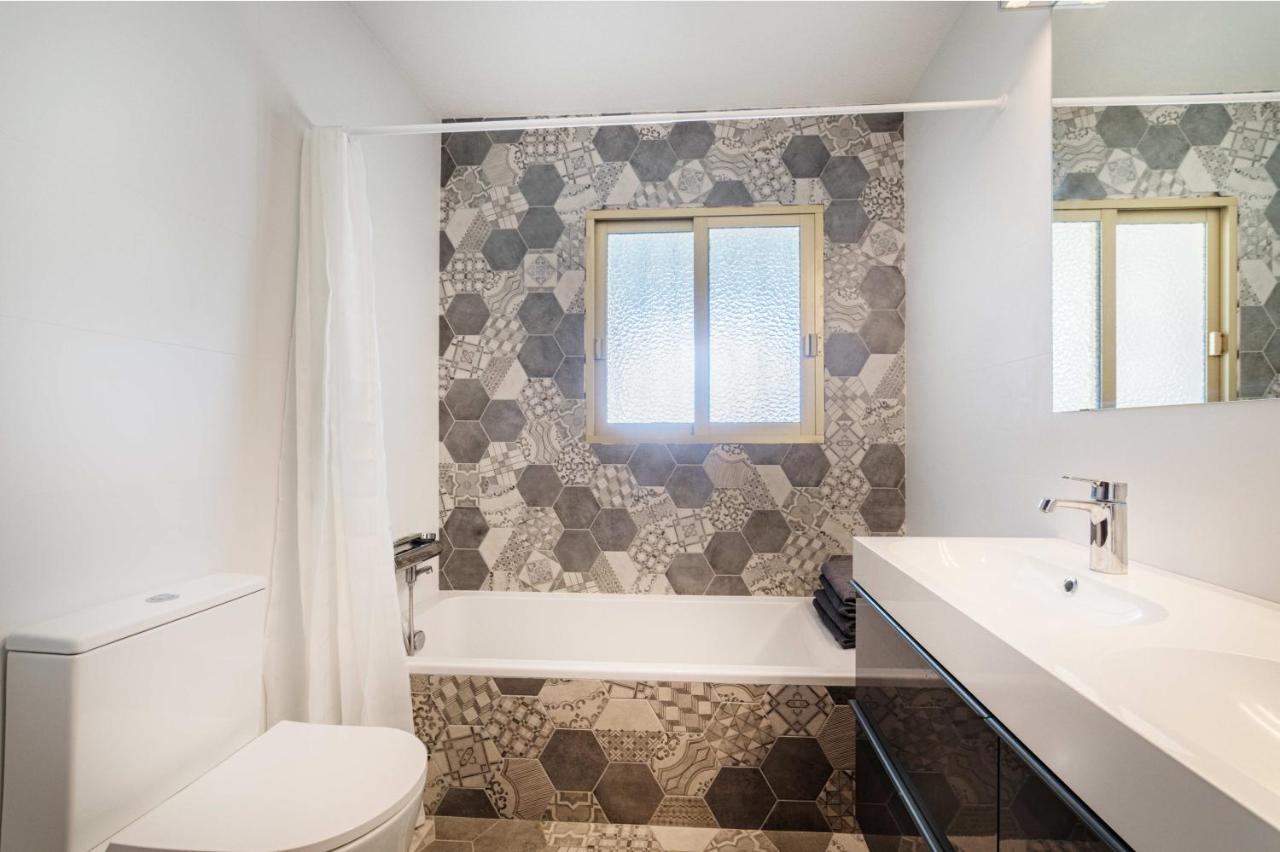 Villa Mimosa Sleeps 8 With Heated Pool Santa Fe de los Boliches エクステリア 写真